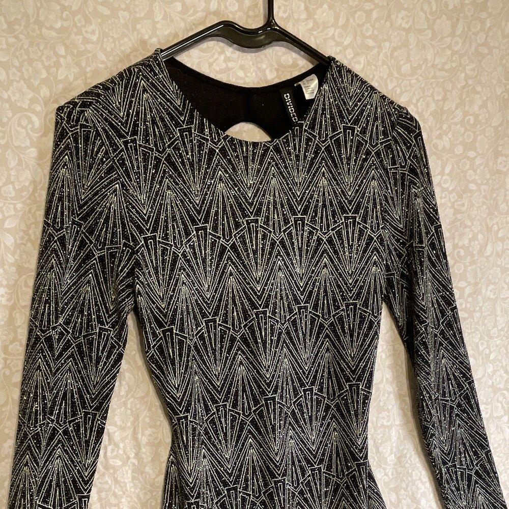 Divided by H&M Black/Silver Glitter ArtDeco Round Neck Open Back Mini Dress 4
